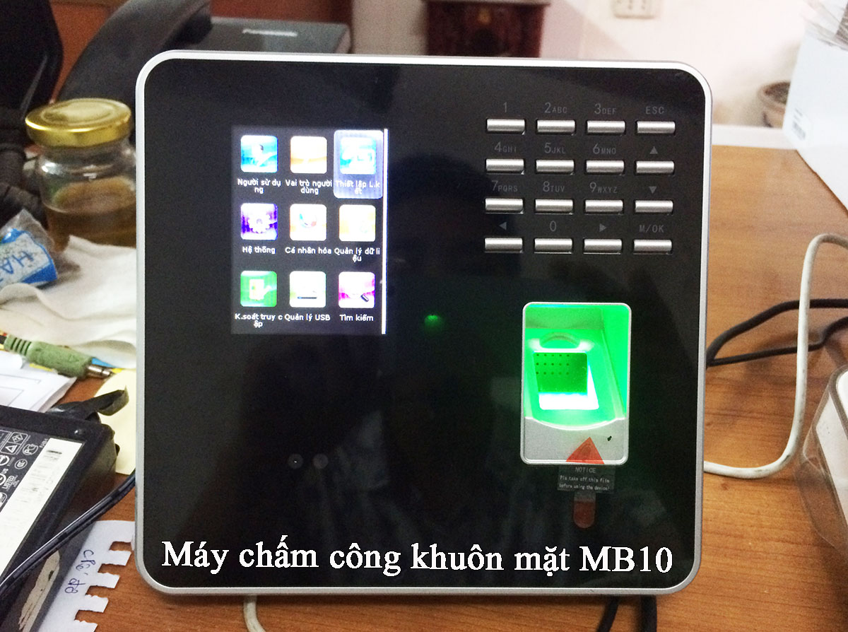 Ảnh Máy chấm công khuôn mặt ZKTeco MB10 giá tốt nhất